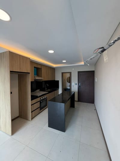 DEPARTAMENTO DE 1 DORMITORIO EN VENTA EN EDIF.  BREEZE TOWER