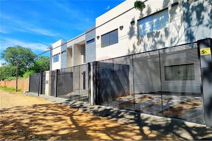 Dúplex En Loma Merlo.