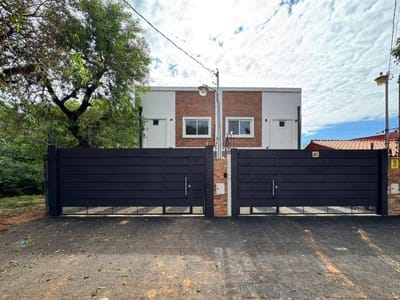 ALQUILO DUPLEX CON PISCINA EN LUQUE-LOMA MERLO