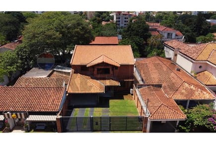 Residencia premium en el exclusivo Barrio Las Lomas de Asunción