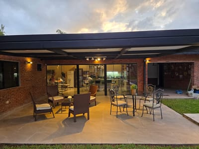 ALQUILO CASA QUINTA AMOBLADA EN SANBER - ZONA CENTRO