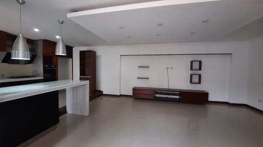 Casa Para Vivienda Y Negocio En Alquiler Zona Norte