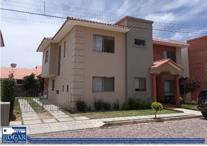 HERMOSA CASA EN VENTA CONDOMINIO CERRADO