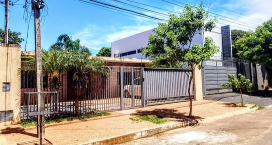 VENDO CASA DE 2 DORMITORIOS EN FERNANDO DE LA MORA ZONA SUR.