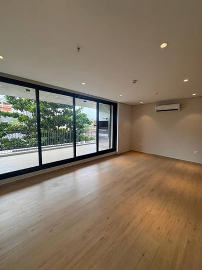 En venta depto de 2 dormitorios en suite - barrio Las Lomas