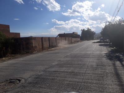 LINDO LOTECITO 213M2 SOBRE ASFALTO