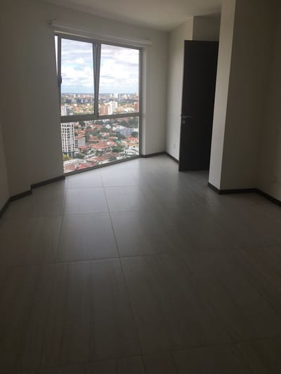 ATENCION ALQUILERES  EN EL MEJOR EDIFICIO DE SANTA CRUZ