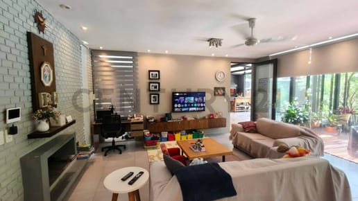 CASA RESIDENCIAL EN VENTA - 720 M2 DE TERRENO LLENO DE NATURALEZA Y TRANQUILIDAD