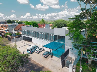 Edificio Comercial En Venta - Clínica en Asunción 