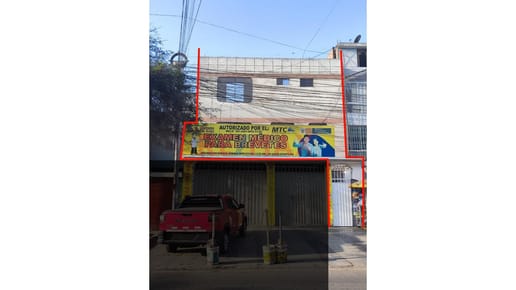 Venta Inmueble 2do Y 3er Piso + Azotea, Urbanización Los Sauces Vivienda Taller