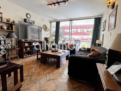 Departamento en venta de 5 ambientes en Centro