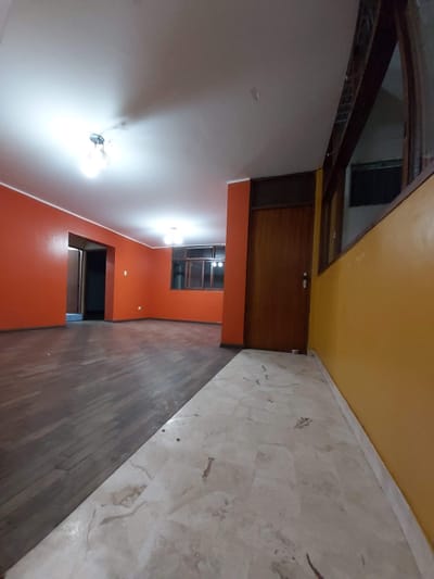 Departamento amplio de 3 habitaciones 2 baños, sala comedor cocina y lavandera