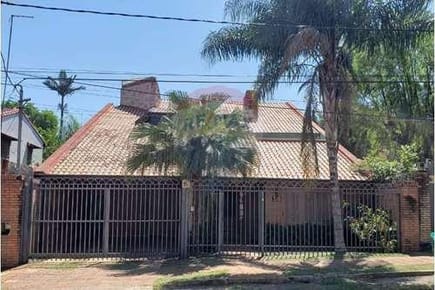 EN VENTA CASA EN SANTISIMA TRINIDAD