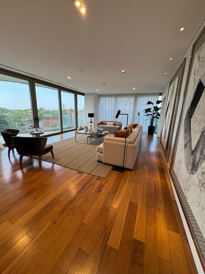EN VENTA DEPARTAMENTO DE 4 DORMITORIOS 441 m2 CON 2 COCHERAS. SANTISIMA TRINIDAD