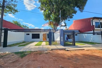 ESPACIOSO DUPLEX EN CAPIATA (todo en una planta)
