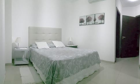 Departamento de 2 dormitorios, con parqueo 