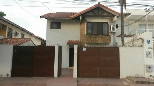CASA EN ALQUILER ZONA AV BENI ENTRE 4to Y 5to ANILLO