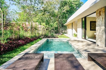 VENDO FINA RESIDENCIA AMOBLADA A ESTRENAR