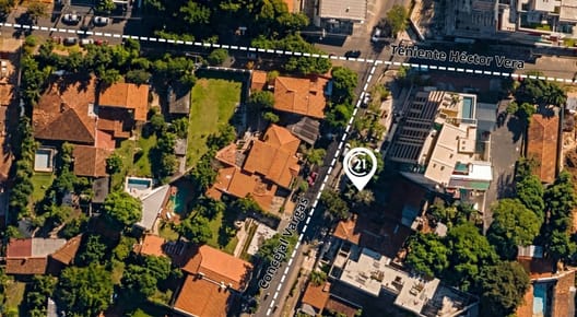 TERRENO EN YKUA SATI CASA A DEMOLER
