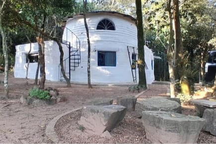 VENDO HERMOSA CASA EN YTU - CAACUPÉ