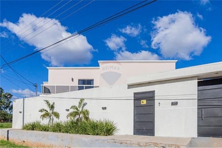 VENDO CASA EN LUQUE SEGUNDO BARRIO
