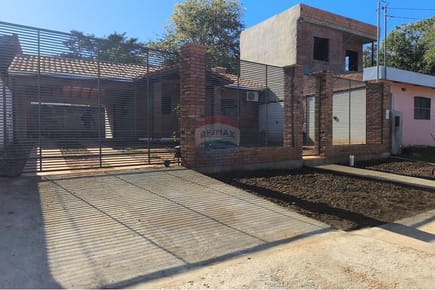 CASA EN VENTA - MARIANO ROQUE ALONSO