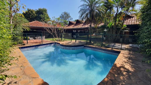 VENDO RESIDENCIA -  Barrio San Cristóbal 