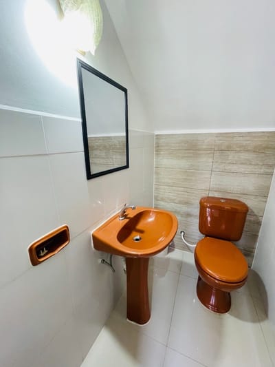 Hermosa casa en venta por la Av Banzer entre 2do y 3er anillo