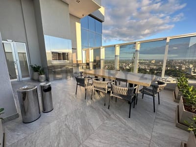 VENDO MONOAMBIENTE AMOBLADO EN EL EDIFICIO PETRA TOWER