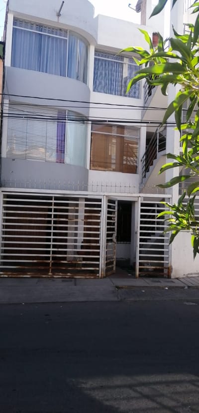 alquilo departamento 3 piso ref. jlbyr 925977566