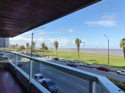 VENTA, RAMBLA GANDHI, 4 DORM Y SERVICIO. GARAJE DOBLE