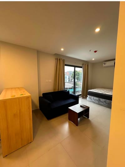 EN VENTA Y ALQUILER - Monoambiente en Las Mercedes 