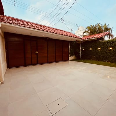CASA EN VENTA  ZONA NORTE AV ALEMANA