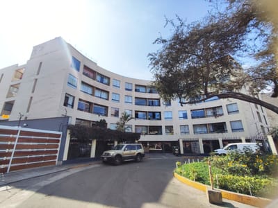 DEPARTAMENTO DUPLEX 5TO PISO EN VENTA 90 M2 URB FUNDO MONTERRICO CHICO – SURCO