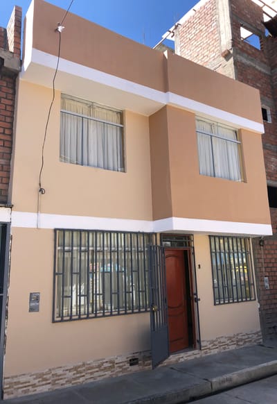 VENTA CASA DE ESTRENO DE DOS PISOS MÁS AZOTEA