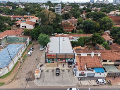 VENTA LOCAL COMERCIAL/ TERRENO  SOBRE DENIS ROA