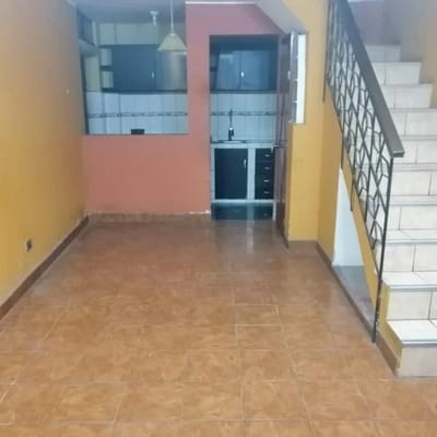 CASA EN VENTA EN CONDOMINIO EN LINCE
