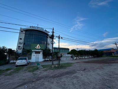 EDIFICIO COORPORATIVO EN VENTA ZONA NORTE, KM 16.5 Y AV BANZER