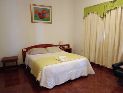 Imponente hotel en venta en Obligado, Itapúa. 