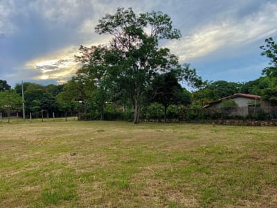 VENDO 1200m2 de TERRENO EN EL CENTRO DE ALTOS