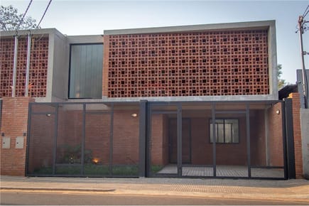 VENDO FINO DUPLEX A ESTRENAR EN LUQUE