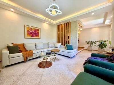 VENDO CASA DE 4 DORMITORIOS EN LAMBARÉ