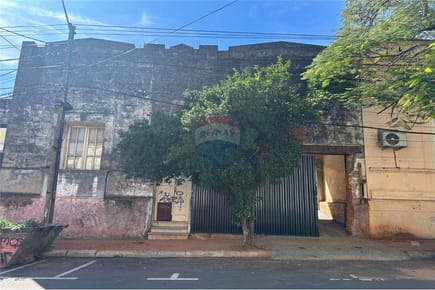 VENDO TERRENO EN BARRIO CATEDRAL.