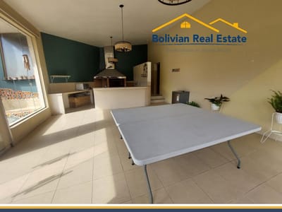 BONITA Y MODERNA CASA EN VENTA – LA FLORIDA 