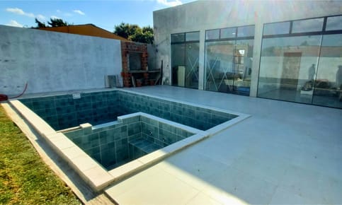 Casa en venta – Urb. Las Maras, Av. Virgen de Luján – Zona Noreste