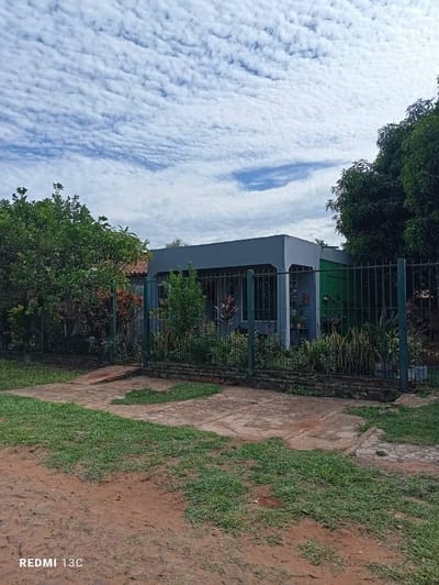 VENDO CASA EN LA CIUDAD DE ÑEMBY