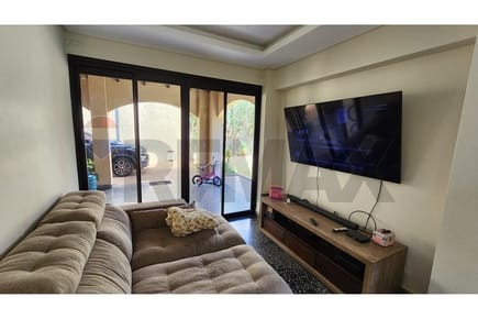 RESIDENCIA EN VENTA – SAN LORENZO | BARRIO BARCEQUILLO