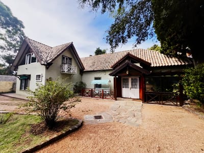 Venta casa 5 dorm en Prado, Félix Olmedo