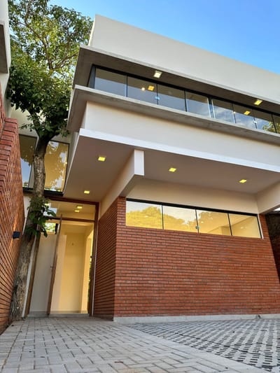 VENDO DUPLEX EN CUARTO BARRIO A ESTRENAR