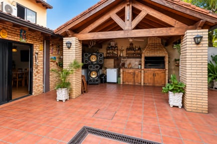 VENDO CASA EN SAN LORENZO 